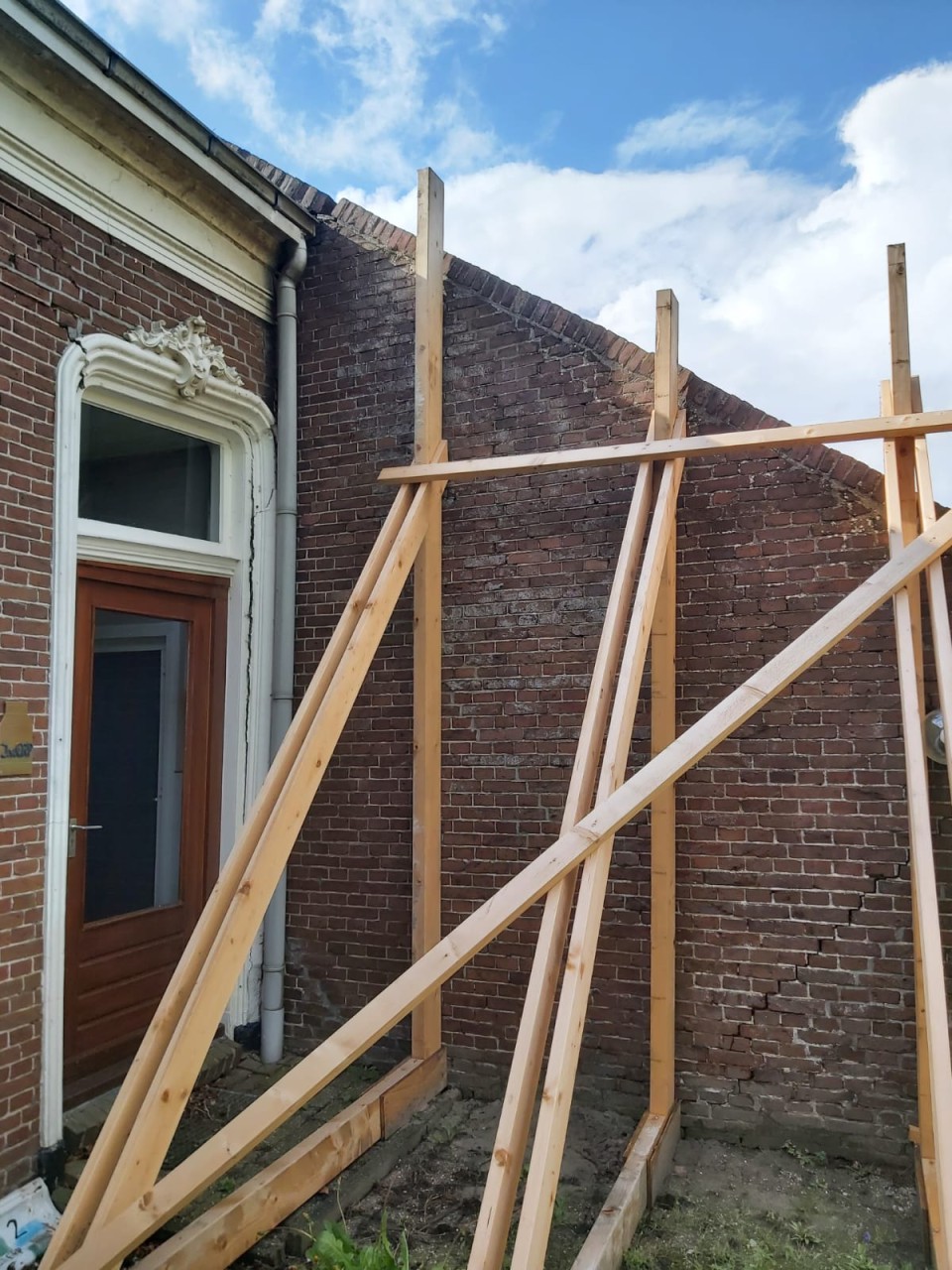 Aardbevingsschade Hollema Bouw 2