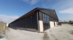 Nieuwe ligboxenstal Wetsens